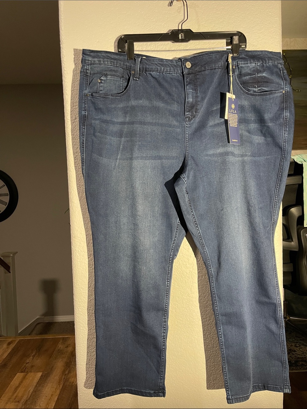 Laurie Felt Dark Blue Straight-Leg Women's Jeans 3XP